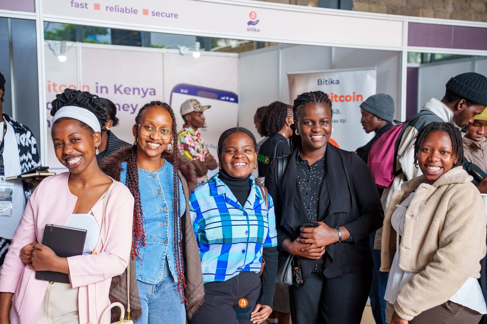 Buying Bitcoin in Kenya: how Bitika and Binance compare